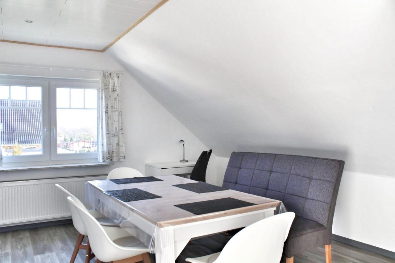 Nordsee Anker Unsere Moderne 87 Qm Ferienwohnung Mit Zwei Schlafzimmer In Norden Ortsteil Ostermarsch Exterior foto